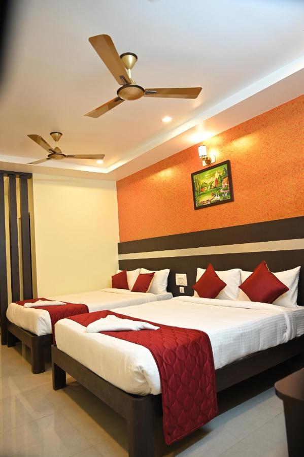 Hotel Treebo Sripadha Residency Alipiri Road à Tirupati Extérieur photo