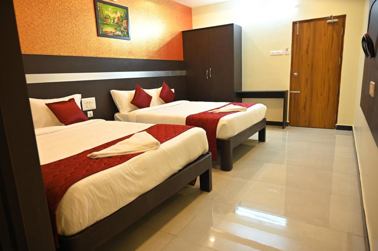 Hotel Treebo Sripadha Residency Alipiri Road à Tirupati Extérieur photo