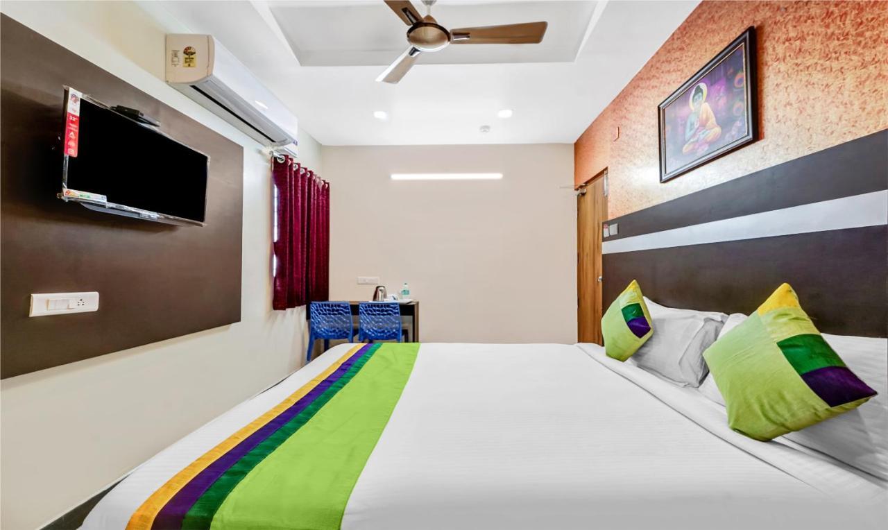 Hotel Treebo Sripadha Residency Alipiri Road à Tirupati Extérieur photo