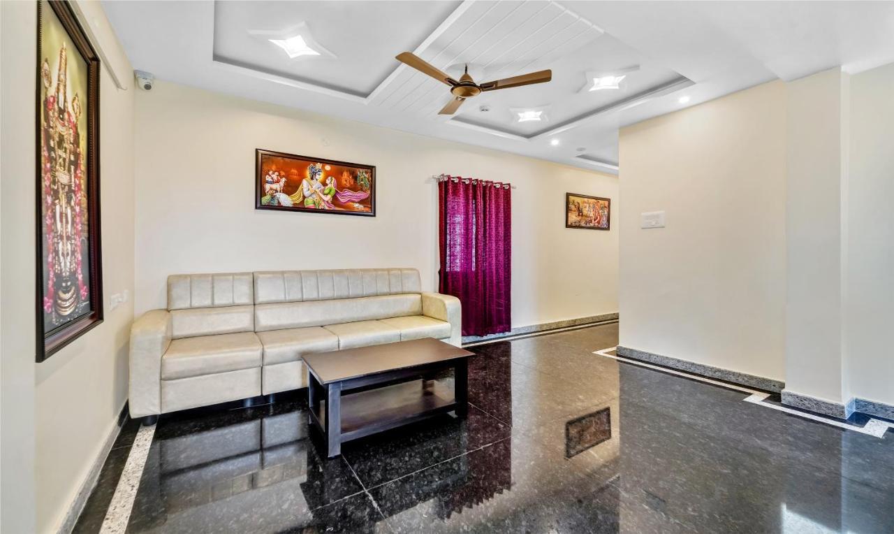 Hotel Treebo Sripadha Residency Alipiri Road à Tirupati Extérieur photo